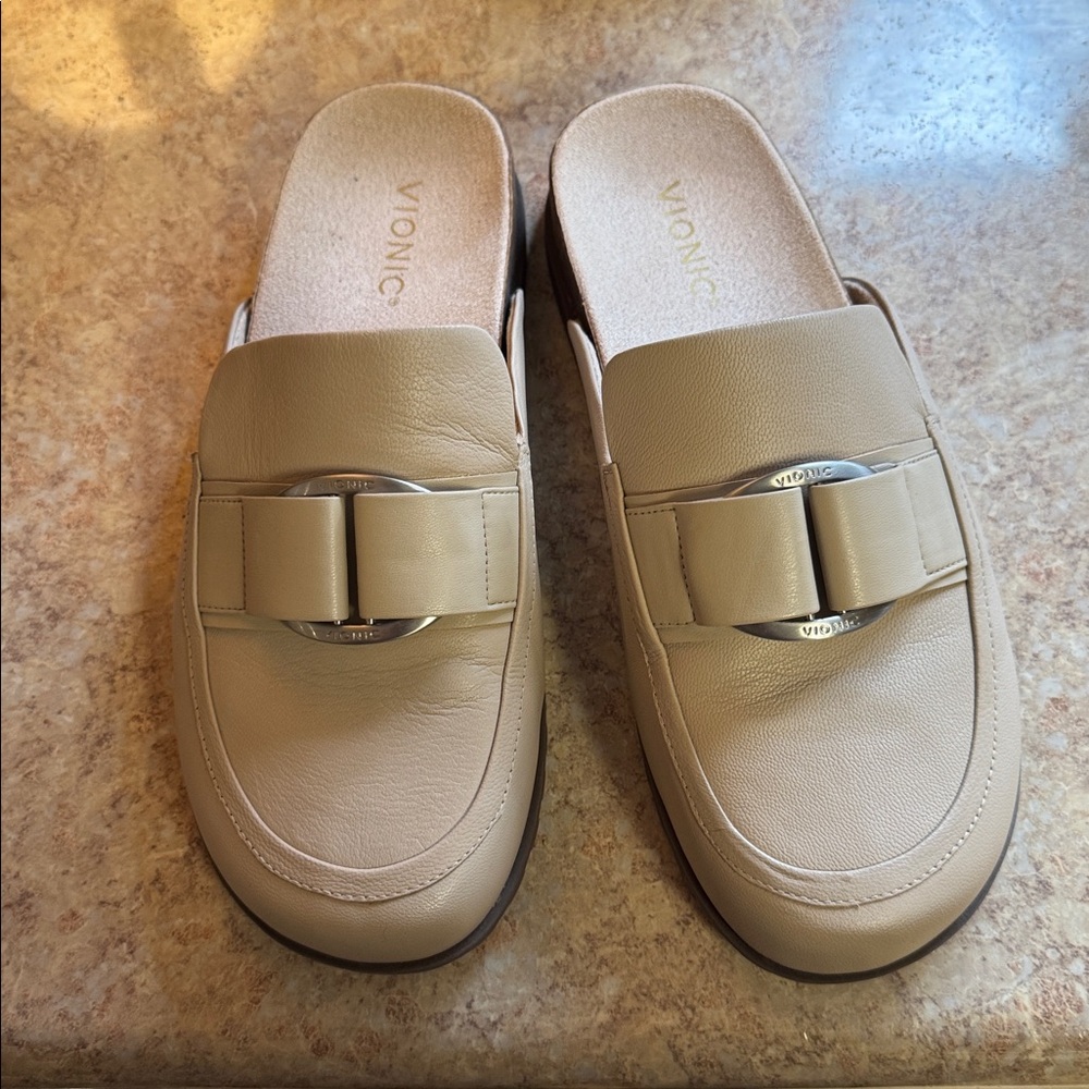 Vionic Beige Mules with Buckle Detail